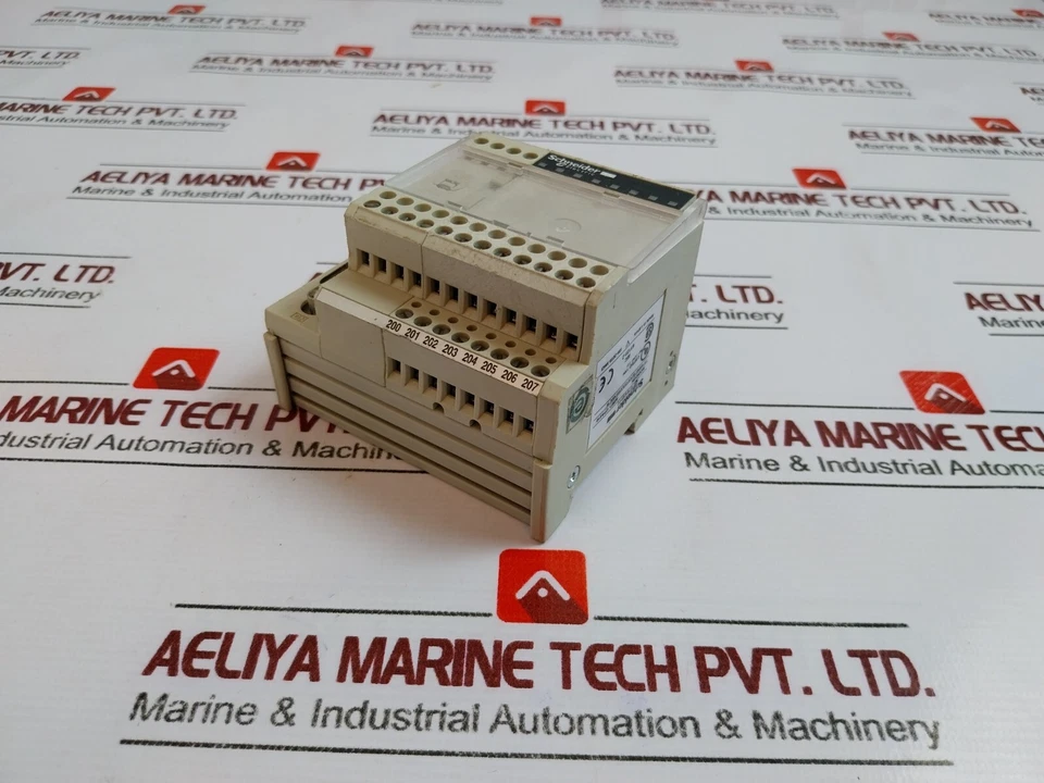 Schneider ElectricABE7CPA410 PS Wire Connection Block for Insulated Analog Input - Image 3 of 4