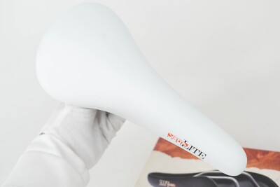 NOS VETTA LITE LEATHER WHITE VINTAGE SADDLE SEAT RACING ROAD