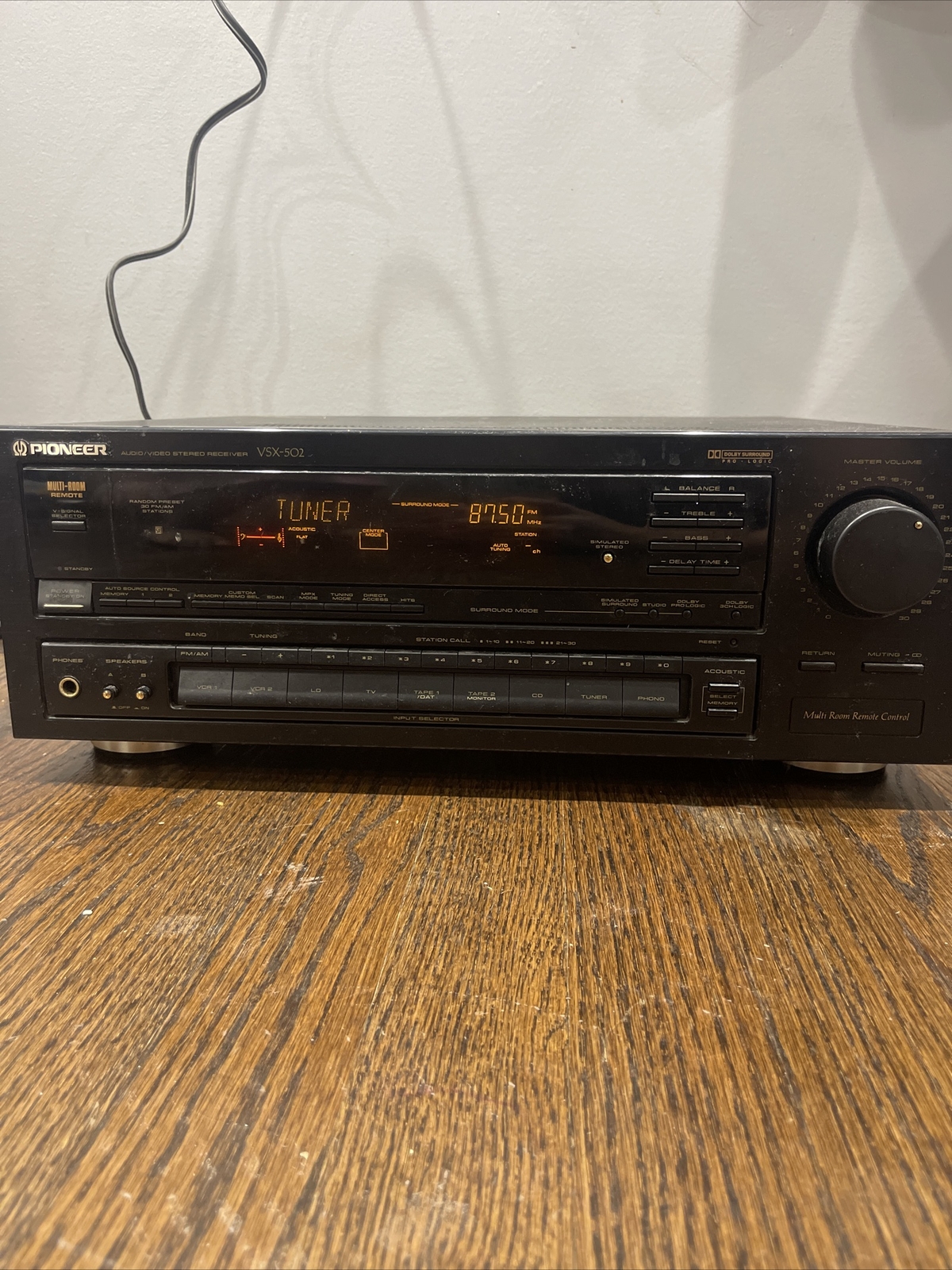 Pioneer VSX502 Audio/Video 5.1 Ch 200 Watts Dolby Receiver No Remote