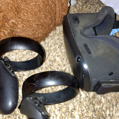 Meta Oculus Quest 2 VR Motion Controllers Pair - Black, Fits Headset