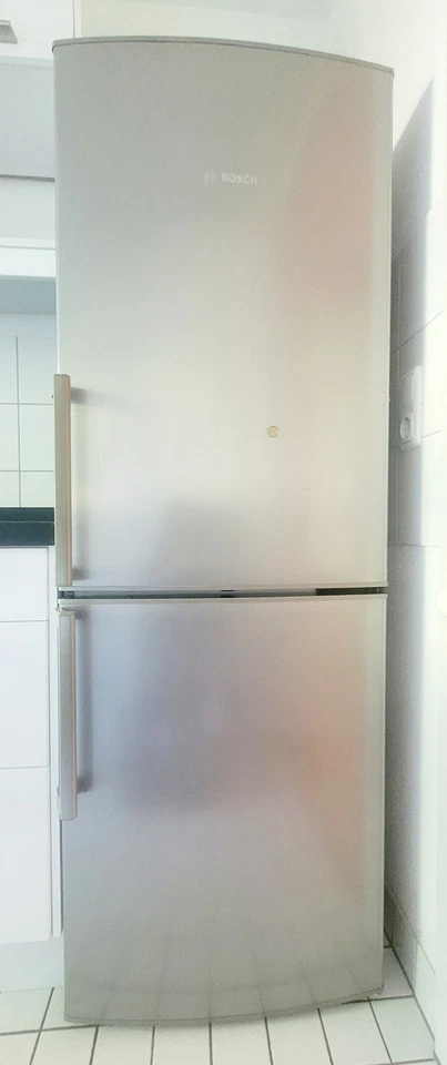 Bosch Kühl-/Gefriergerät KGV33X47