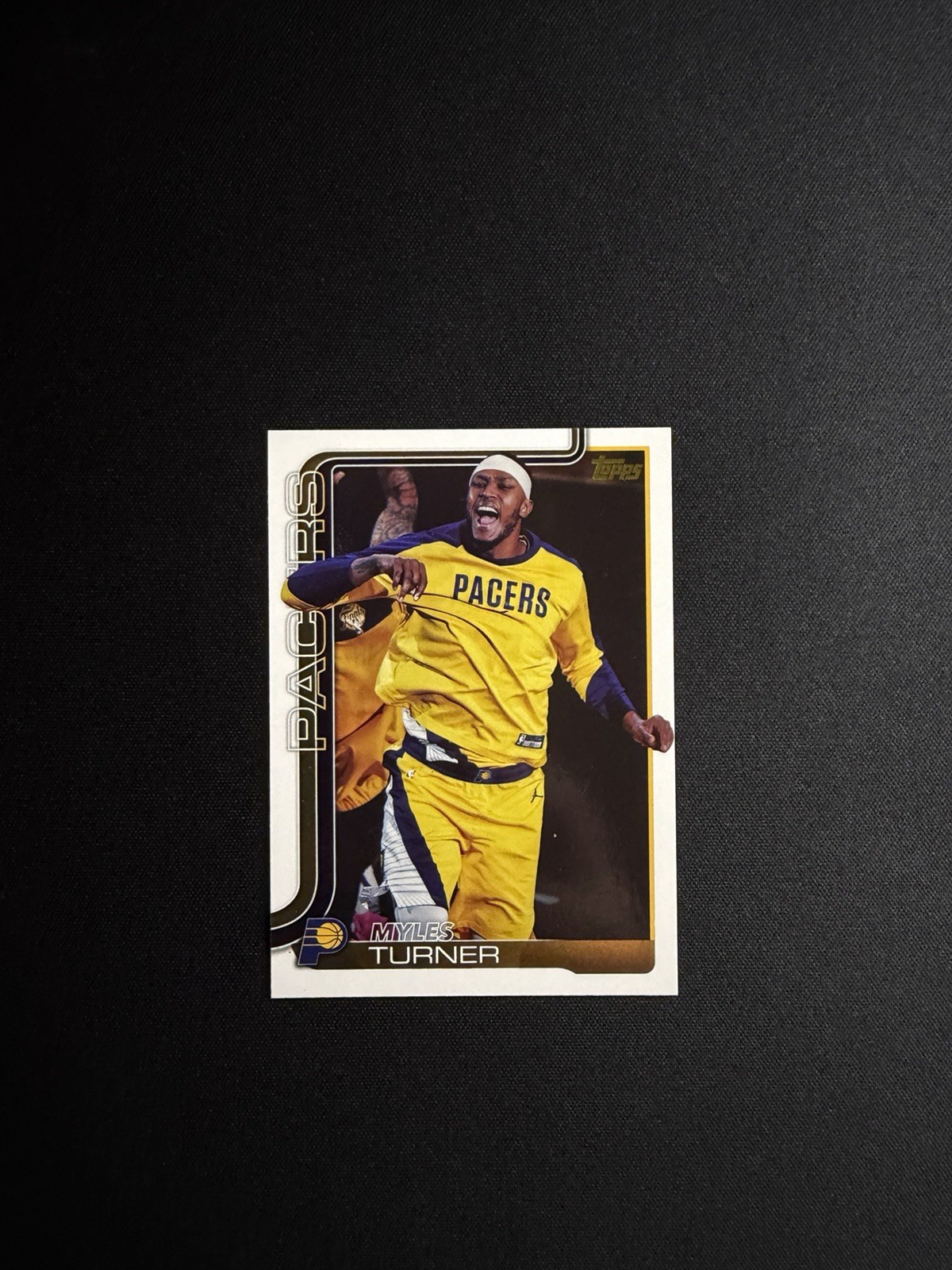 2025 Topps Basketball Myles Turner Golden Mirror SSP #49