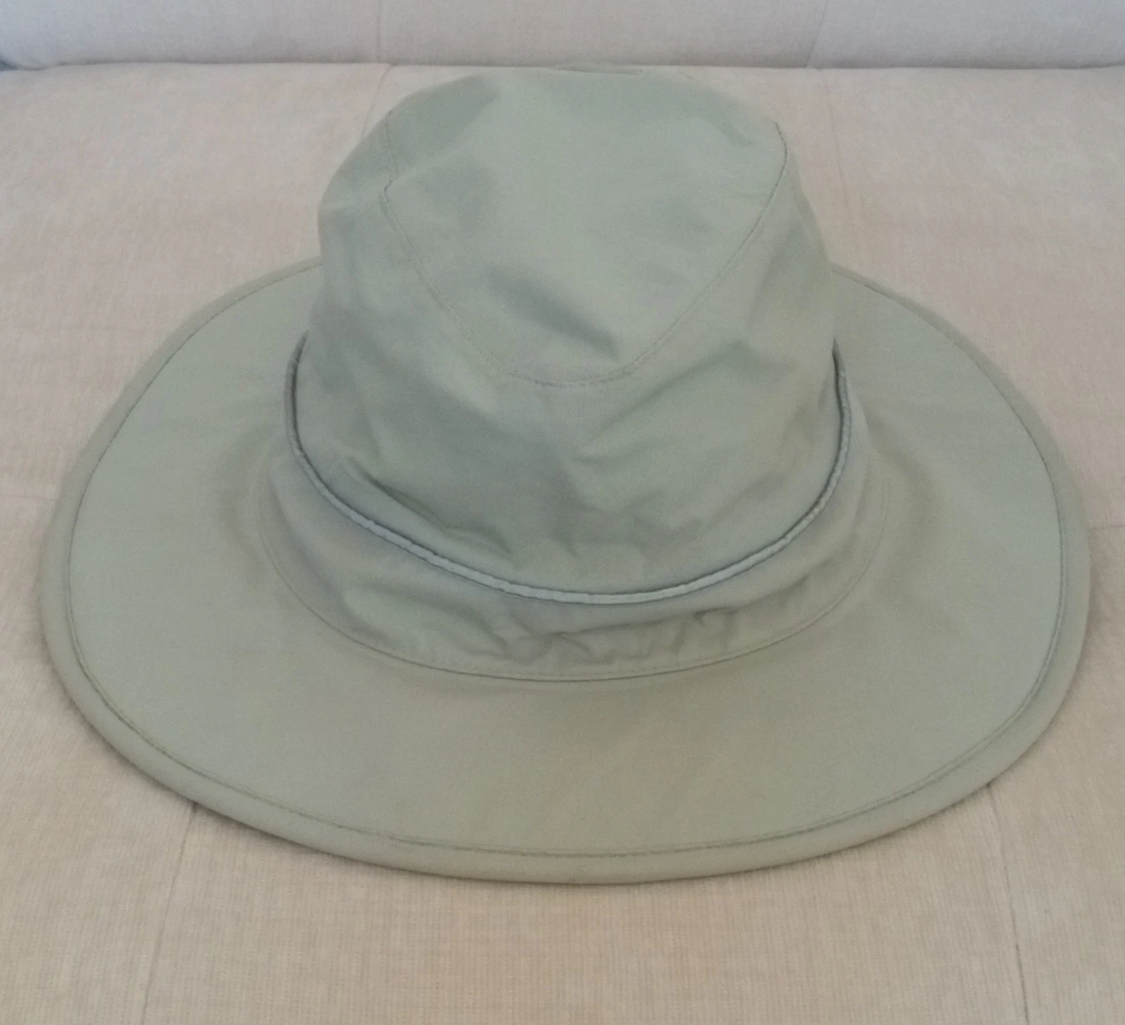 Tilley Waterproof Hat M Medium TWP1 Sage Green Nylon UV Protection Floats NWOT