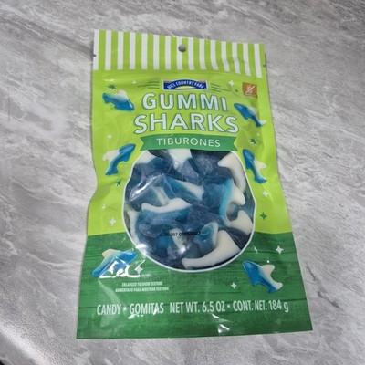 Heb Hill Country Fare Gummi Sharks (Tiburones) 6.5 Oz.
