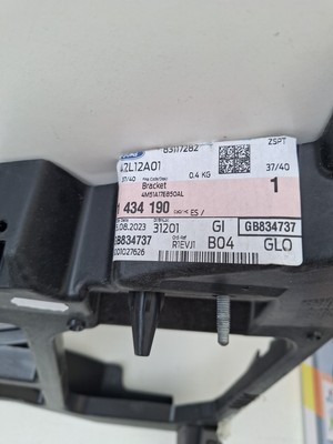 Genuine Ford Focus Mk2 Rear Bumper Mounting Bracket RH 2004-2008  