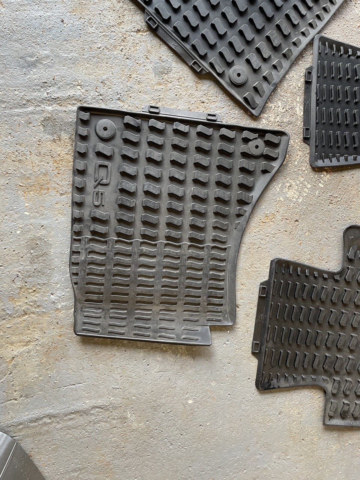 Audi Q5 Winter Full Set Rubber Mats eBay