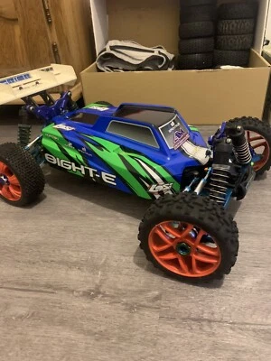 Voiture RC 1/8eme LOSI - Photo 1/4