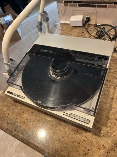 Technics SL-7 Quartz Linear Tracking Turntable w/ Ortofon OMP 20 Cartridge 1981