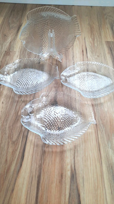 Set of 4 Pasabahce Clear Glass Fish Plates