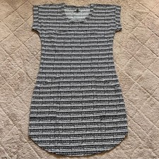 T by Talbots Stretch Lightweight Dress Athleisure Minimalist Preppy Size SP