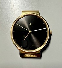 Jacob Jensen Classic 846 Armbanduhr – Dänisches Design – Swiss Made – Saphirglas