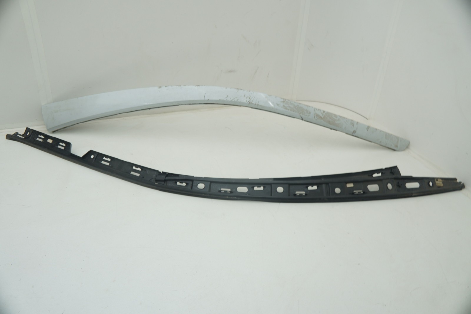 Right Roof Pillar Molding Body Cover Trim Panel Bracket Set 51627372042 BMW i8