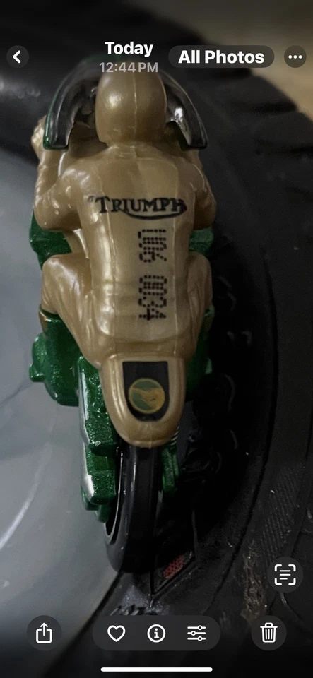 HOT WHEELS 1966 TRIUMPH TIGER 100 2025 TREASURE HUNT FACTORY PROTOTYE!  MINT!! - Image 4 of 4
