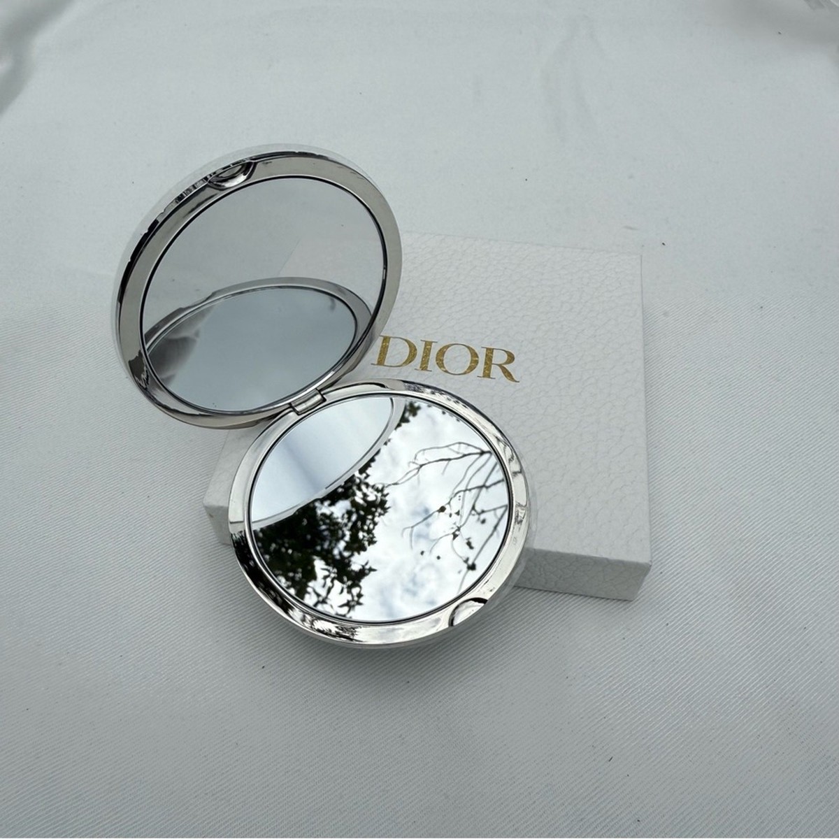 DIOR Compact Mirror NIB Silver Double Sided Pocket Makeup Mirror