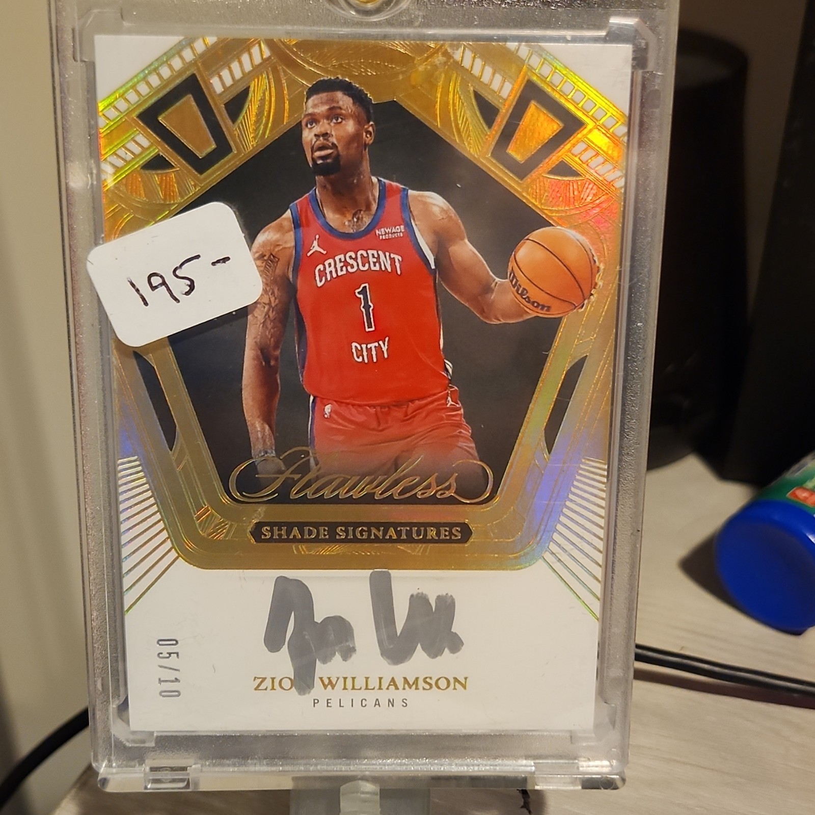 Panini 2024-25 Flawless Zion Williamson Shade Signatures Gold /10 Auto FSS-ZWP