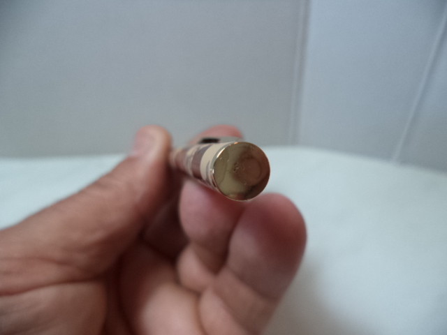 Picture 4 of 9