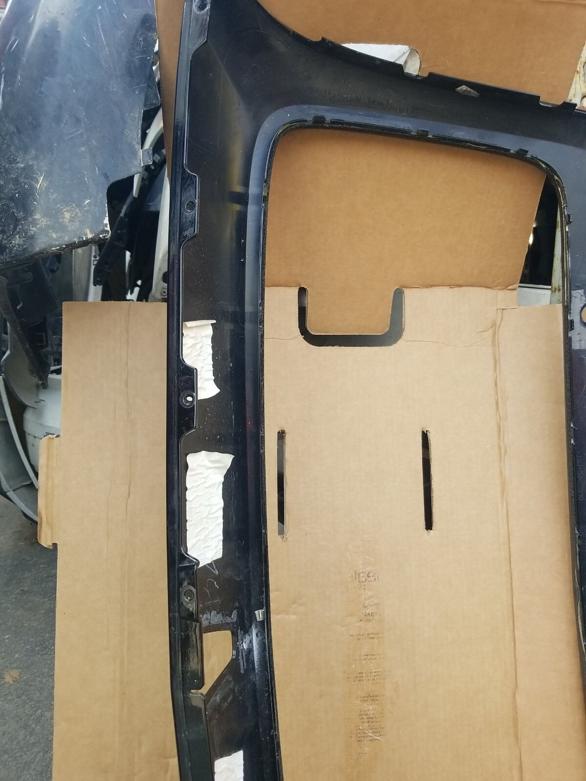  2021 Bentley Flying Spur front grille surround trim 