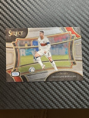 2023-24 Panini Select Cristiano Ronaldo Field Level Base #241 HP24 