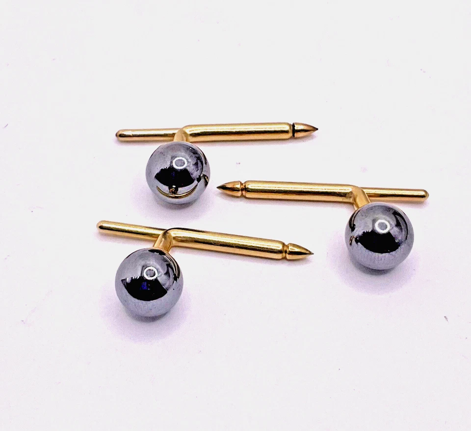 Gemelos de bola de hematita Tiffany (3) de oro amarillo de 14 quilates Foto 3 de 3