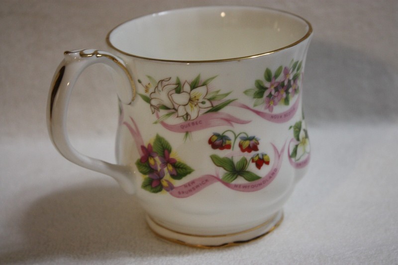Vintage Royal Albert "Canadian Emblems" Teacup