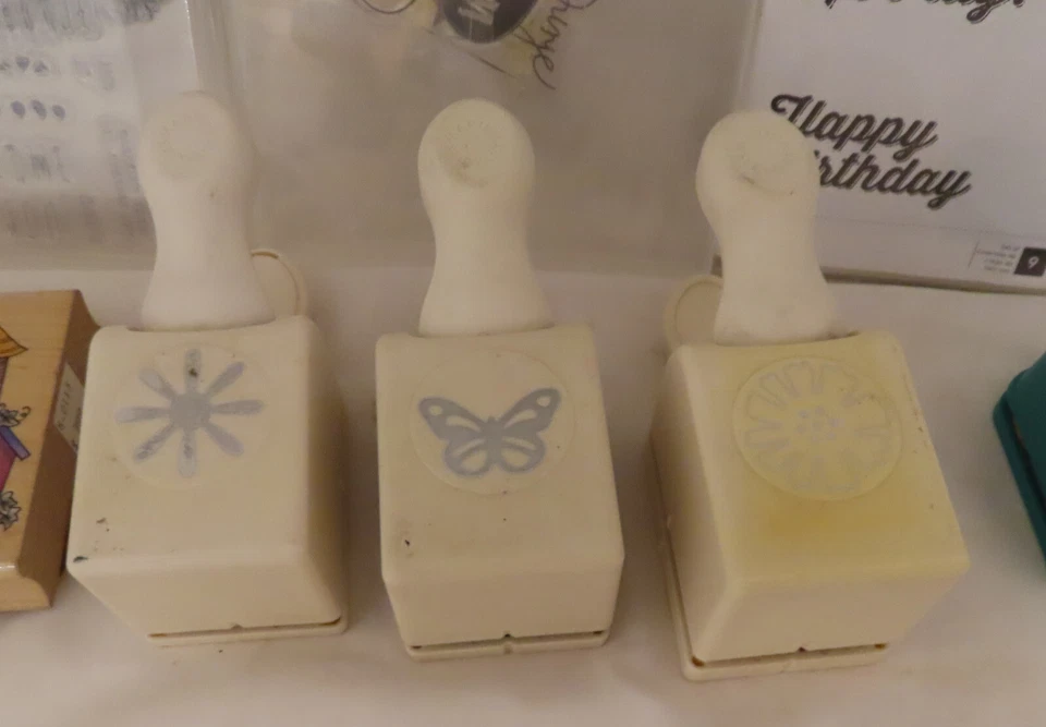 Lote de punzones de papel artesanal álbum de recortes fabricación de tarjetas Martha Stewart estampación adhesiva Foto 4 de 4