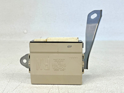  2013-2015 LEXUS GS350 FRONT RIGHT MULTIPLEX DOOR CONTROL MODULE OEM LOT2751