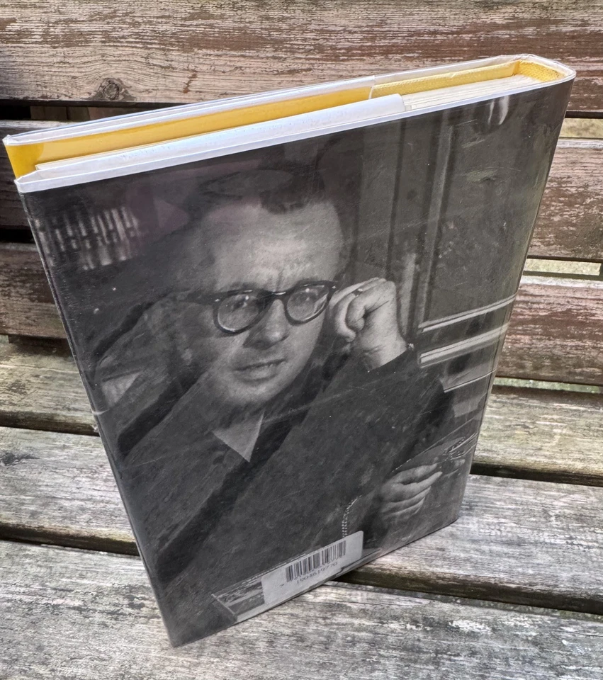 R is for Rocket Ray Bradbury 2005 ltd ed. PS Publishing. VG+ Hardcover NUMBERED - Image 2 of 4