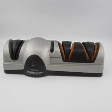 Working Presto Professional EverSharp 3 Stage Electric Knife Sharpener 0881002