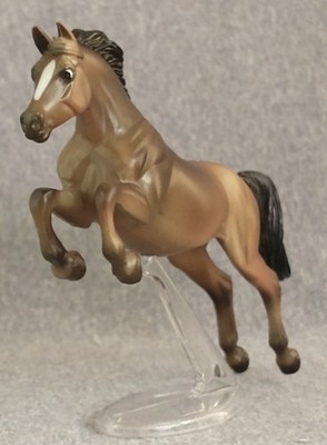 Breyer Stablemate Warmblood Jumper Light Bay labeled as  Hanoverian Kmart 2008