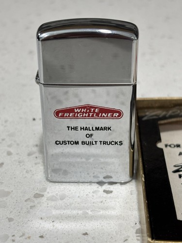 Vintage White Freightliner Slim Zippo The Hallmark Of Custom Built Trucks - Picture 3 of 11