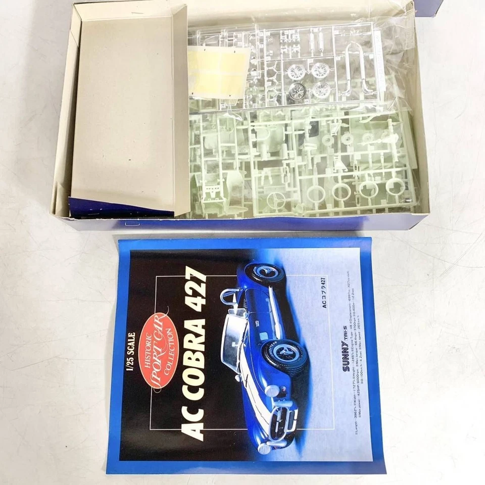 Raro kit modellino in plastica vintage Sunny 1/25 AC Cobra 427 SN-1500 Japan ... - Immagine 2 di 4