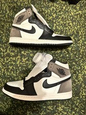 Air Jordan 1 moka taglia 10,5 nuove con scatola