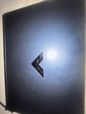 HP OMEN 15.6'' Gaming Laptop i5 8GB 500GB SSD RTX 144Hz Win 11 Pro