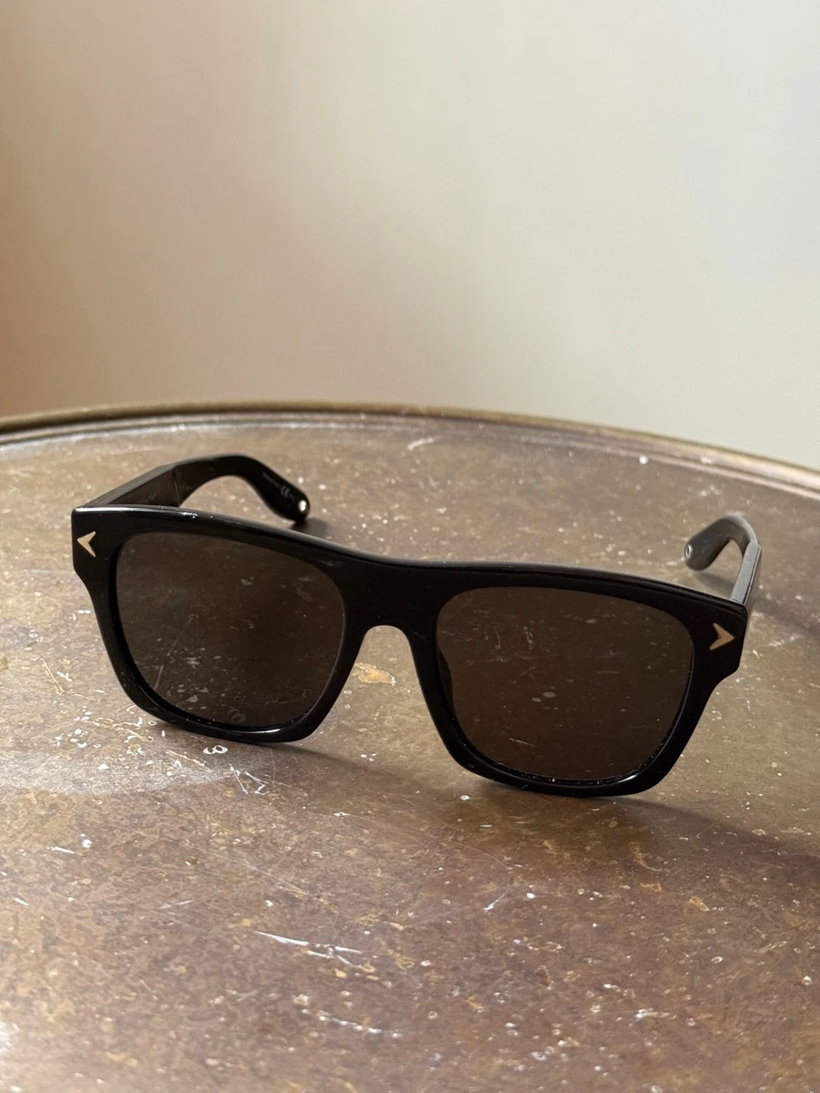 Vintage Givenchy 1025 001 Oval Sunglasses Black France w/ Case 55 20 Y2K Vintage givenchy sunglass - Gem main image 2