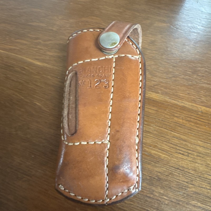 BIANCHI  leather holster Cross Draw #123 Brown Very Good - Used