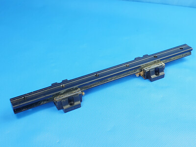  THK SR205B Linear Slide 30 cm und 2 Lager Block Inkl. MwSt