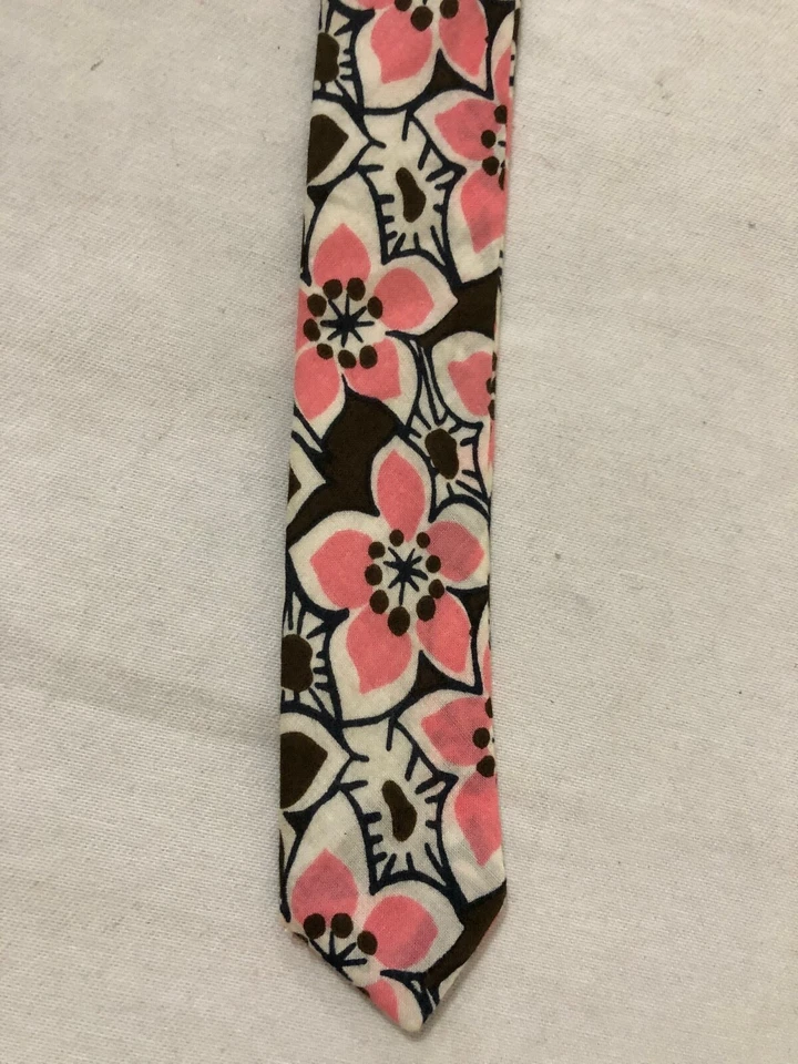 Cinto J.CREW D-Ring tecido branco, marrom e rosa compatível com tamanho L -48" de comprimento - sem etiqueta de tamanho - Imagem 3 de 4