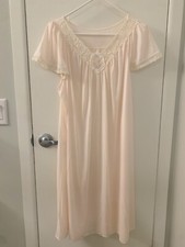 Shadowline Vintage Silky Nightgown Medium Pale Peachy Pink