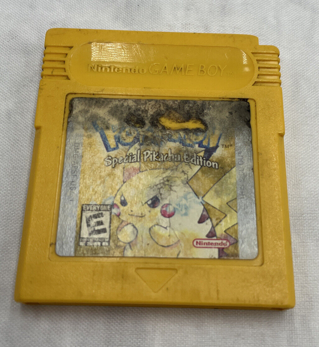 Pokémon Yellow Version: Special Pikachu Edition, Game Boy, Jogos