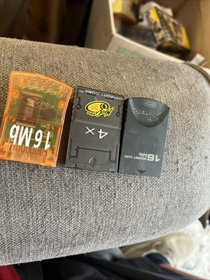 Mad Catz Lot 3 Gamecube Memory Cards Orange & Black Look 16mb