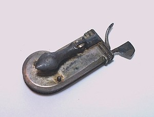 ANTIQUE SILVERPLATED DOCTOR'S MECHANICAL BLEEDER / LANCET / SCARIFICATOR