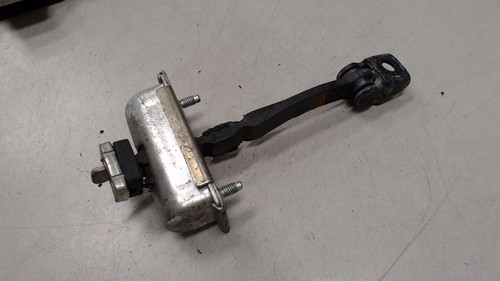 Feststeller Türfangband (tür vorn) Rechts 13180682 Opel Corsa 1.3 Cdti DPF Bj