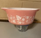 Vintage Pyrex Pink Gooseberry Round Casserole Dish 475-B 2 1/2 Qt. No Lid