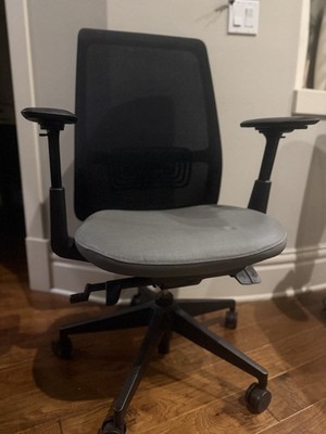 Haworth Soji Chair Black Frame, Light Grey Fabric, Desk Mesh, Lumbar Support