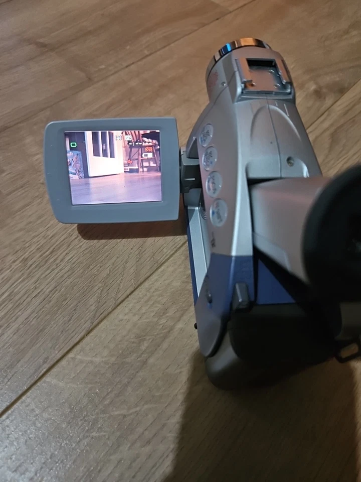 Canon PAL MV500I Digital Video Camrecorder Working - Image 3 of 4