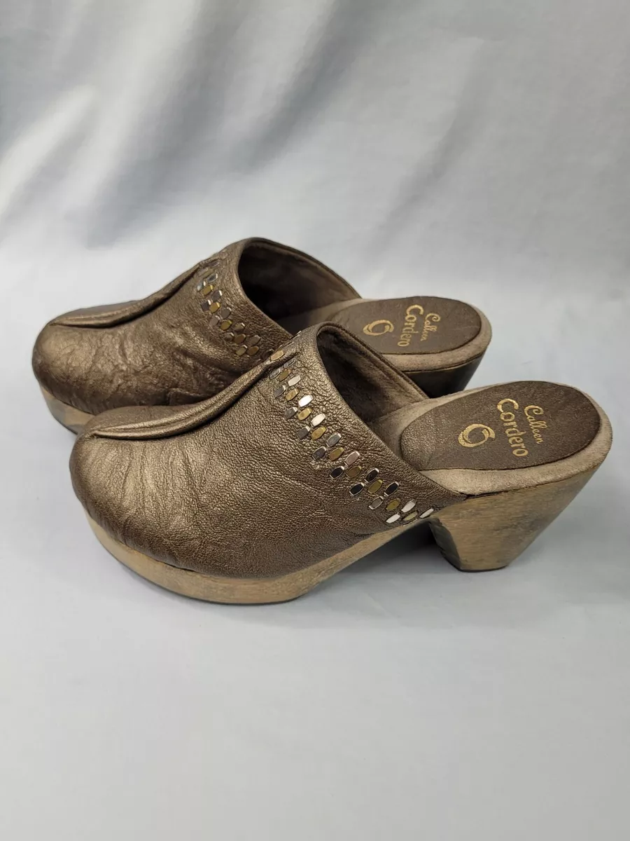 Calleen Cordero Moss Brown Leather Studded Mules Clogs Heels Distressed Size 7