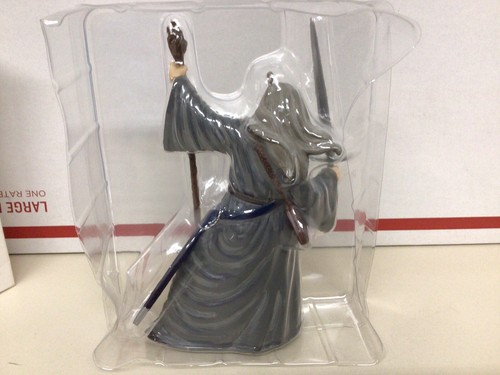 Hallmark Keepsake Gandalf The Grey The Hobbit - Picture 3 of 6