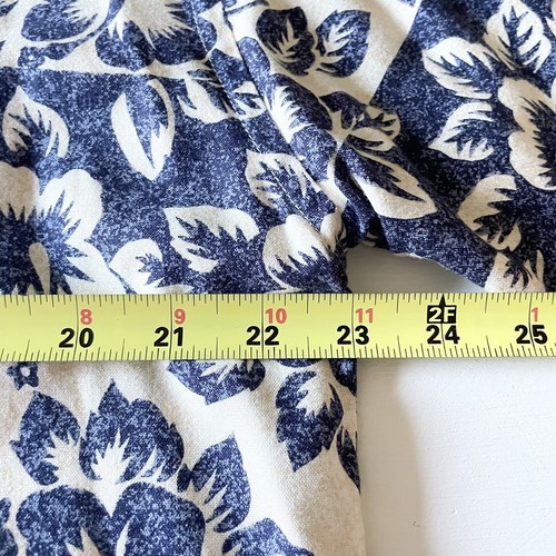 Cutter and Buck Men's size Large Hawaiian Button Up Short sleeve shirt floral - Picture 8 of 9