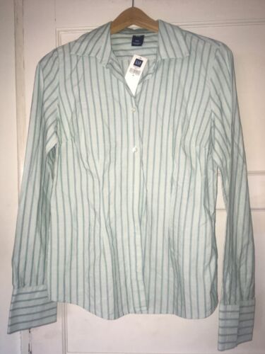 Gap Ladies New pale blue striped double cuff shirt medium - Picture 2 of 9