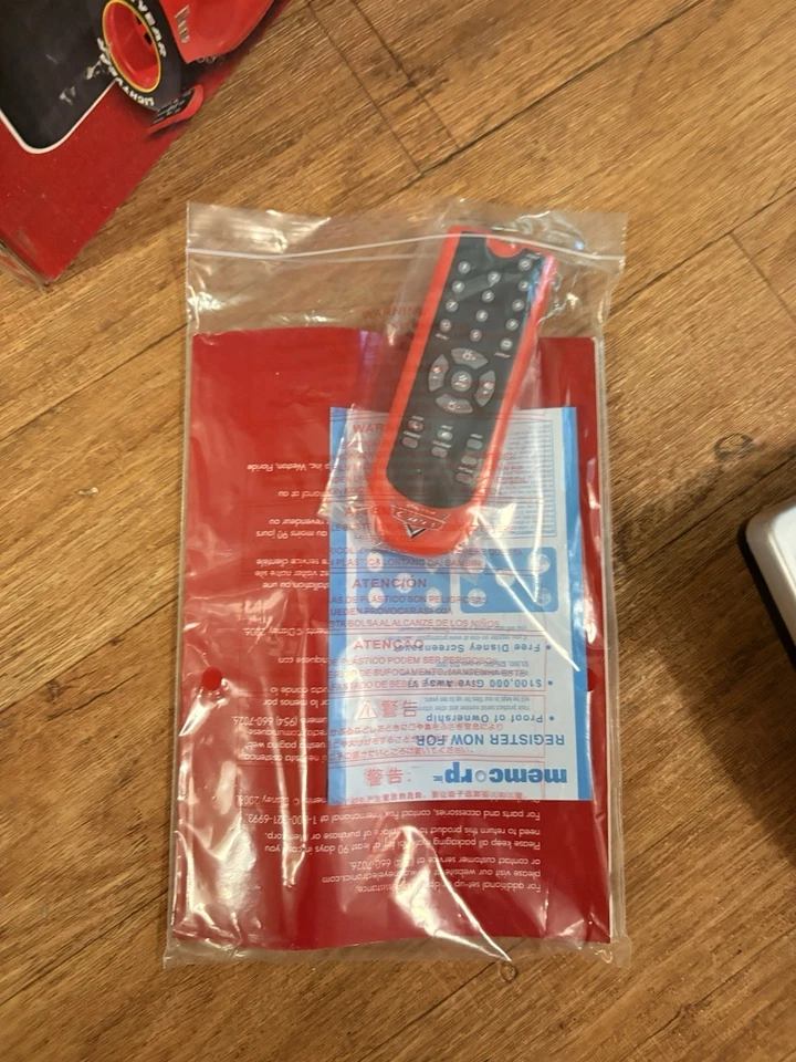 Disney Cars Lightning McQueen DT1355-CAR TV ***NIB*** Tested! Works! *READ* - Image 2 of 4